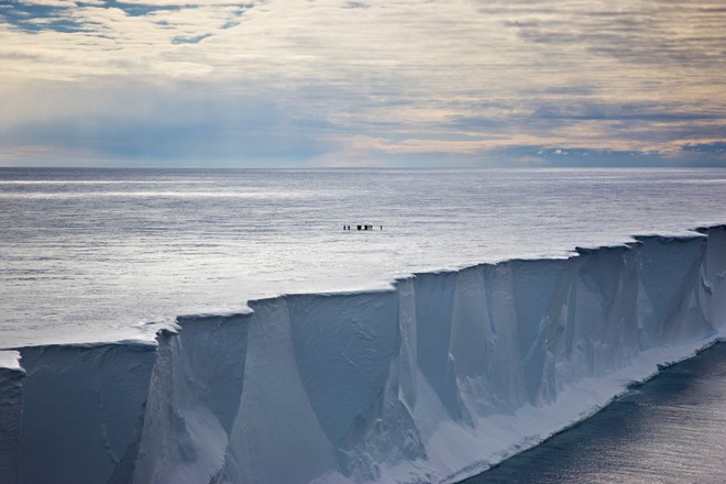 Bức tường Nam Cực: Bí ẩn ẩn giấu bên cạnh Trái Đất! - Ảnh 1.