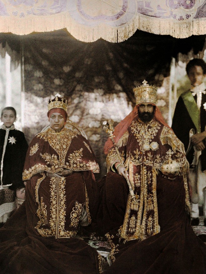 Bộ ảnh hiếm chụp các nhân vật hoàng tộc khắp thế giới 100 năm về trước - Ảnh 7.
