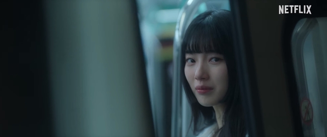 Suzy khóc vẫn đẹp đến nao lòng, trailer phim gần 2 phút mà khoe tới hơn 10 tạo hình quá đỉnh - Ảnh 6.