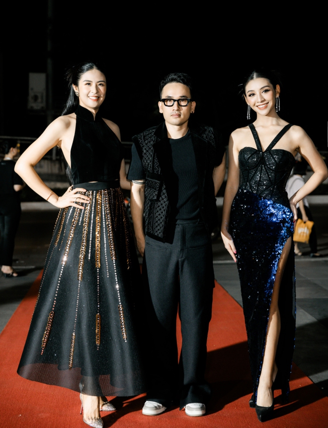 Hoa hậu Ngọc Hân và dàn sao Việt đổ bộ thảm đỏ ra mắt phim Giao Lộ 8675 tại Hà Nội - Ảnh 2.