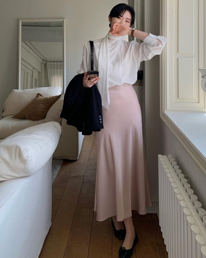 Áo blouse buộc dây thanh lịch không thể thiếu trong mùa thu đông - Ảnh 6. Áo blouse buộc dây thanh lịch không thể thiếu trong mùa thu đông - Ảnh 6.