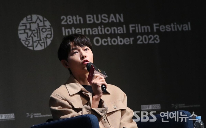 Song Joong Ki từng suýt mất bom tấn để đời vì thói kiêu ngạo, còn tưởng vai diễn quá dễ để rồi hối hận - Ảnh 2.