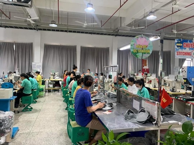 Doanh nghiệp ra tối hậu thư, gần 6.000 c&ocirc;ng nh&acirc;n trở lại l&agrave;m việc - Ảnh 1.