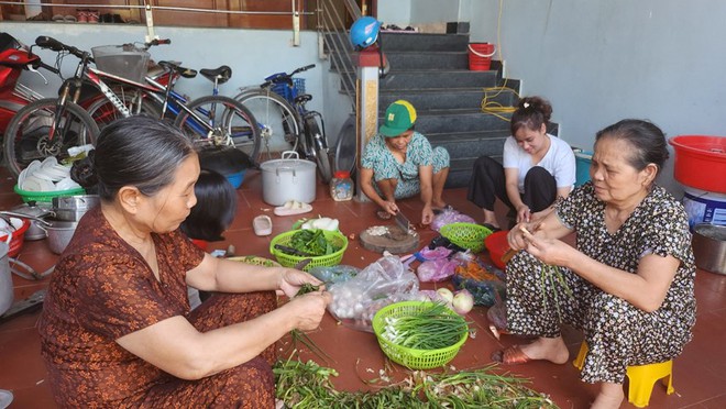 Người dân vỗ tay không ngớt vì một câu nói của quán quân Olympia - Ảnh 1.