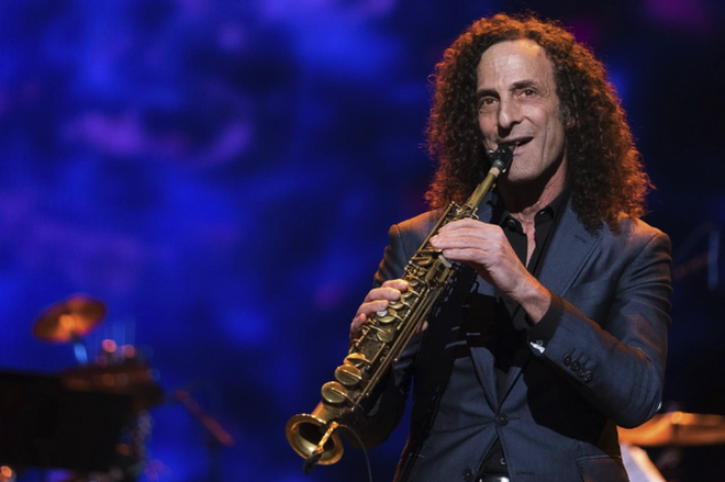 Nghệ sĩ saxophone Kenny G mang điều gì đặc biệt tới Việt Nam? - Ảnh 1.