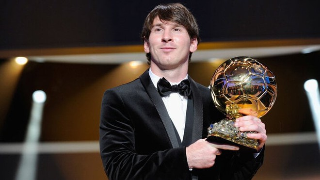 Messi thay đổi thế n&agrave;o trong 8 lần gi&agrave;nh Quả b&oacute;ng v&agrave;ng? - Ảnh 2.