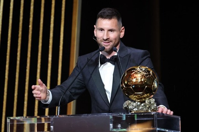 Messi thay đổi thế n&agrave;o trong 8 lần gi&agrave;nh Quả b&oacute;ng v&agrave;ng? - Ảnh 12.
