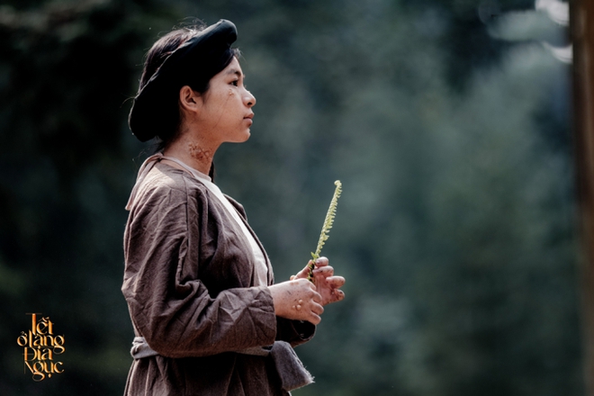 Phim Việt top 1 Netflix có sao nữ đẹp bất chấp tạo hình xấu xí, nhan sắc thật còn xuất sắc hơn - Ảnh 2.