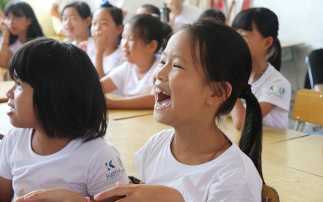 Bố mẹ chẳng cần qu&aacute;t mắng con cho đau họng, cứ &aacute;p dụng 6 phương ph&aacute;p n&agrave;y con ắt học giỏi m&agrave; lại nhẹ người! - Ảnh 1.