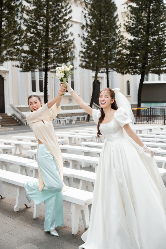 Trọn vẹn lễ h&ocirc;n phối của Puka v&agrave; Gin Tuấn Kiệt: Cặp đ&ocirc;i lộng lẫy giữa th&aacute;nh đường, 1 sao Việt bật kh&oacute;c sau 4 lần dự cưới - Ảnh 10.