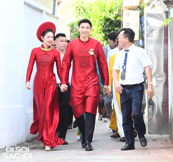 Mẹ Đo&agrave;n Văn Hậu cười như được m&ugrave;a khi đ&oacute;n con d&acirc;u Do&atilde;n Hải My về nh&agrave; - Ảnh 7.