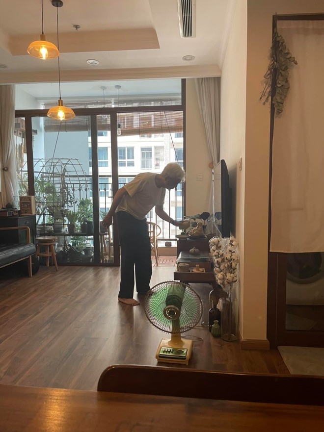 Jun Phạm chia sẻ lại h&igrave;nh ảnh người bố qu&aacute; cố, g&acirc;y x&uacute;c động khi trải l&ograve;ng về điều n&agrave;y - Ảnh 3.