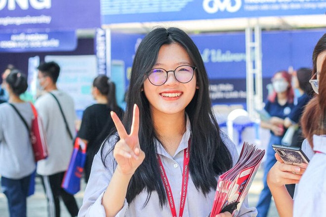 Ng&agrave;nh học n&agrave;o c&oacute; mức lương ổn định nhất d&agrave;nh cho sinh mới ra trường? - Ảnh 1.
