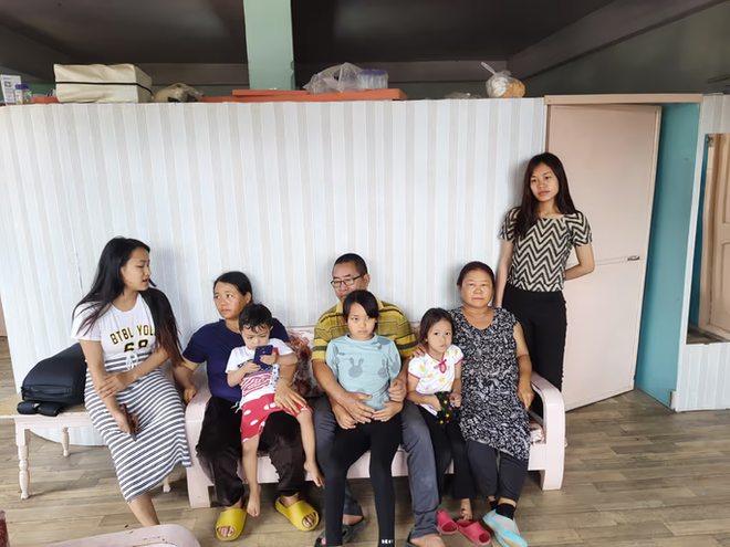 199 th&agrave;nh vi&ecirc;n của gia đ&igrave;nh lớn nhất thế giới sống c&ugrave;ng một m&aacute;i nh&agrave; - Ảnh 5.