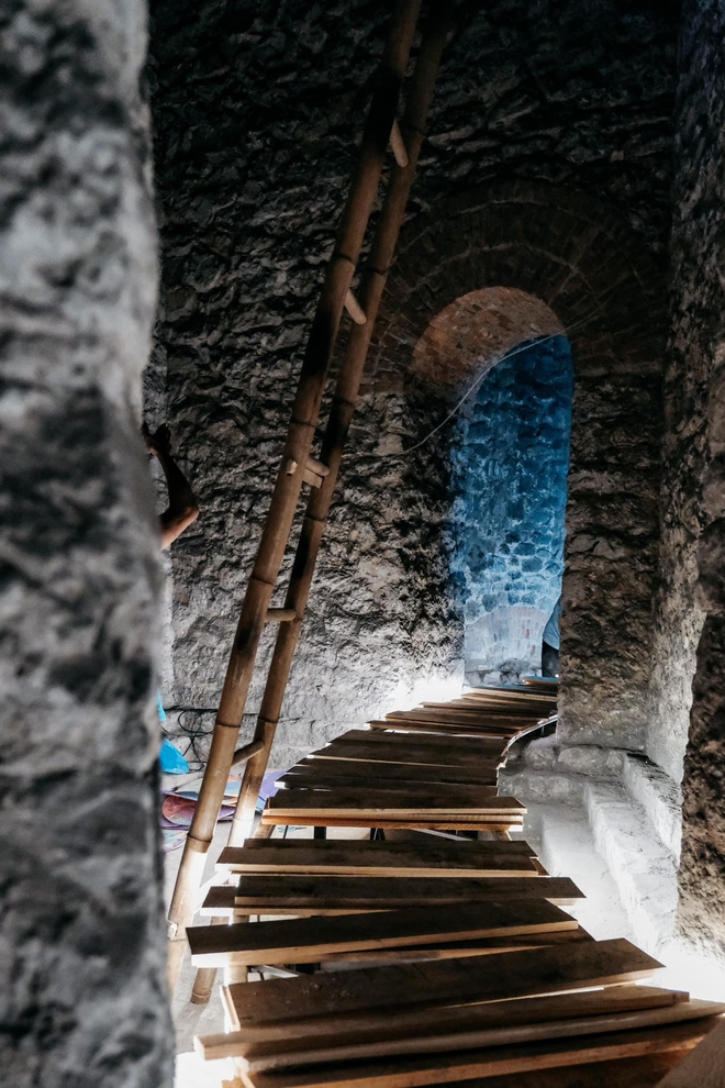 Những hình ảnh đầu tiên bên trong tháp nước trăm tuổi ở Hà Nội sắp mở cửa đón khách miễn phí - Ảnh 2.