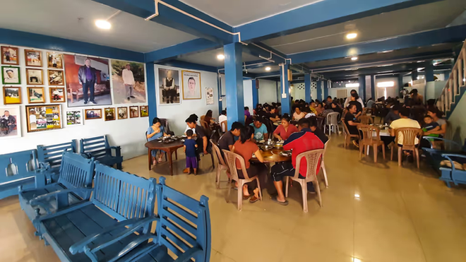 199 th&agrave;nh vi&ecirc;n của gia đ&igrave;nh lớn nhất thế giới sống c&ugrave;ng một m&aacute;i nh&agrave; - Ảnh 1.