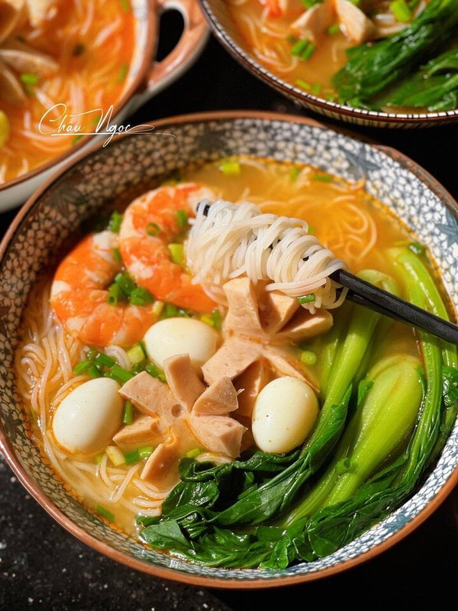 Mẹ đảm H&agrave; Nội g&acirc;y sốt khi l&agrave;m mỗi ng&agrave;y một m&oacute;n ăn s&aacute;ng, kh&ocirc;ng hề tr&ugrave;ng nhau - Ảnh 6.