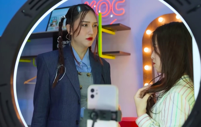 Phát hiện 2 người quen The Face tại KOC VIETNAM 2023: Nổi cỡ nào mà được mời đến hỗ trợ thí sinh? - Ảnh 4.