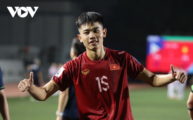 Dư âm ĐT Philippines 0-2 ĐT Việt Nam: CĐV nợ HLV Troussier lời xin lỗi? - Ảnh 5.