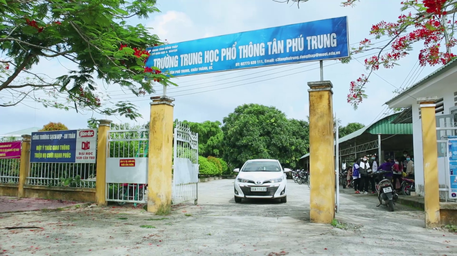 Ph&oacute; hiệu trưởng ở Đồng Th&aacute;p tử vong trong tư thế treo cổ - Ảnh 1.
