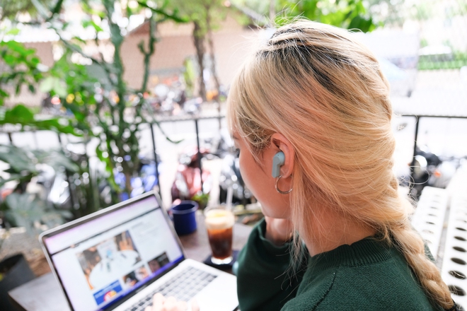 Đ&aacute;nh gi&aacute; JBL Wave Beam: Sự lựa chọn &ldquo;ổn &aacute;p&rdquo; cho trải nghiệm &acirc;m thanh kh&ocirc;ng d&acirc;y! - Ảnh 8.