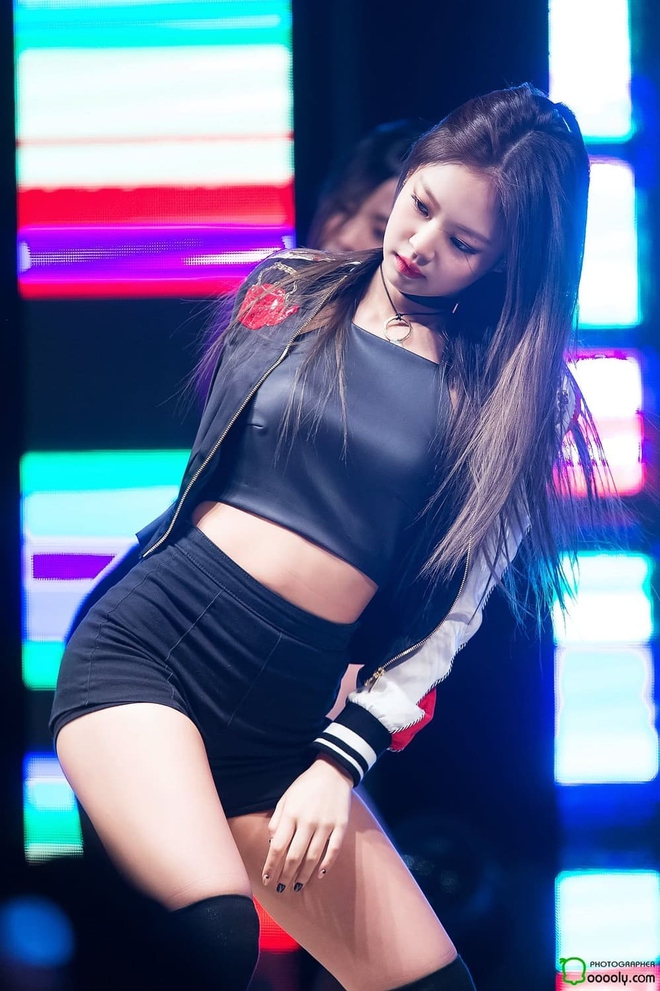 YG đ&atilde; t&igrave;m ra tiểu Jennie mới cho BABYMONSTER? - Ảnh 6.