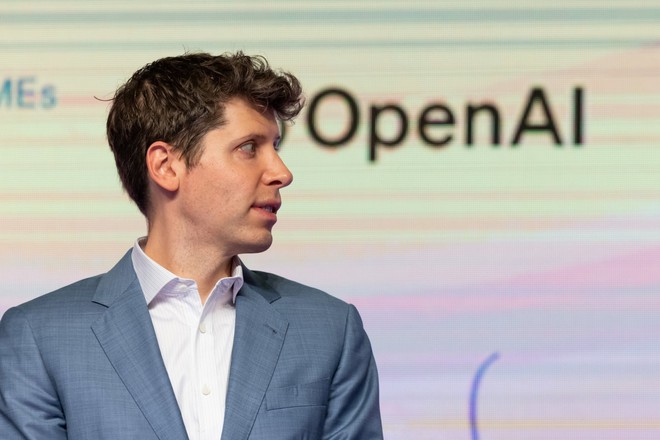 Pha lật k&egrave;o &ldquo;r&uacute;ng động&rdquo; ở OpenAI: Nh&oacute;m si&ecirc;u quyền lực sa thải CEO bị người lao động &eacute;p từ chức, tuy&ecirc;n bố nghỉ chơi nếu y&ecirc;u cầu kh&ocirc;ng được đ&aacute;p ứng - Ảnh 1.
