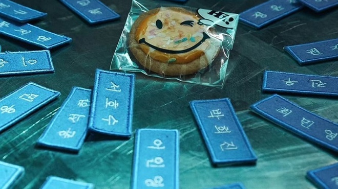 Bộ phim được khen là kiệt tác xứng đáng nổi tiếng hơn, nữ chính che mặt kín mít vẫn cực cuốn hút - Ảnh 3.