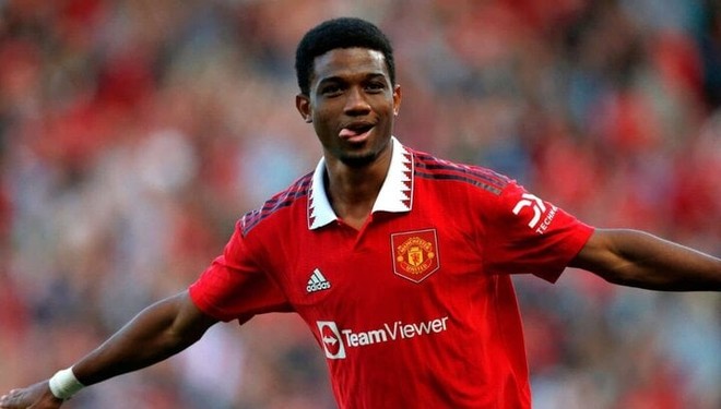 Man Utd đốt tiền chuyển nhượng: 10 bản hợp đồng tệ nhất sau thời Alex Ferguson - Ảnh 4.