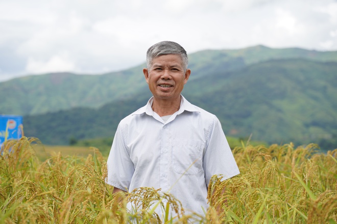 Người truyền cảm hứng làm nông nghiệp ứng phó biến đổi khí hậu ở xã bản vùng cao, đưa cây lúa địa phương thành đặc sản 3 sao nức tiếng - Ảnh 6.