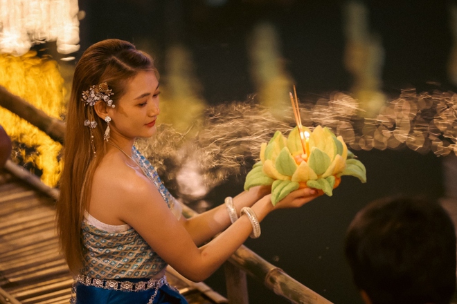Khung cảnh mãn nhãn trong lễ hội đèn trời Thái Lan - Ảnh 12.