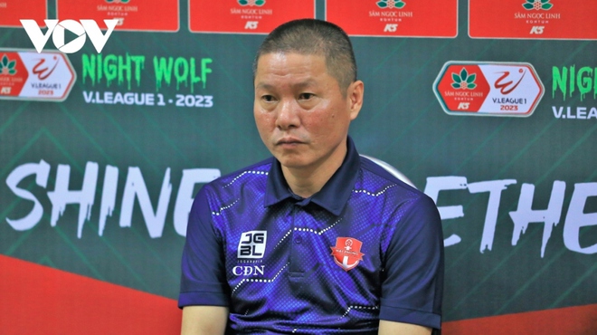 HLV Chu Đình Nghiêm nói điều bất ngờ trước màn tái đấu PSM Makassar tại AFC Cup - Ảnh 1.