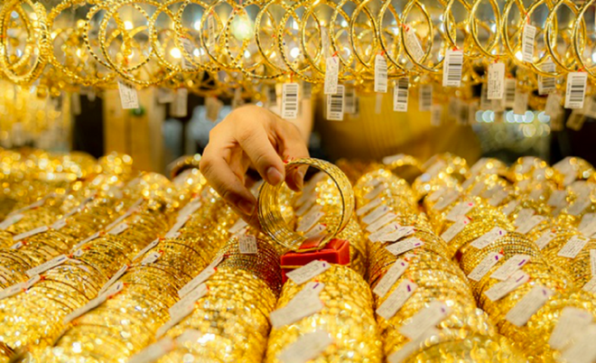 Truyền thống mua vàng trong ngày vía Thần Tài