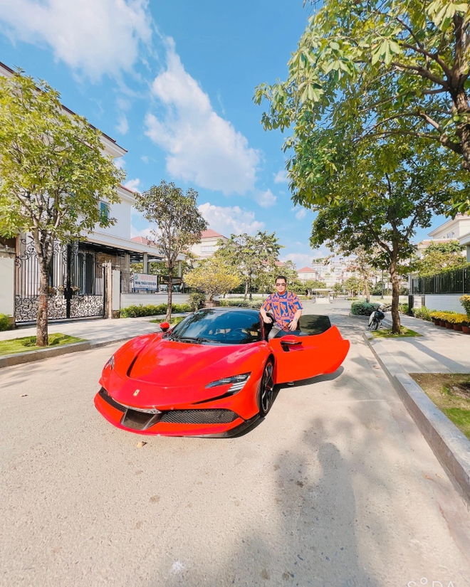 Đại gia Đức Huy sau hơn 3 năm ly hôn “chị đẹp” Lệ Quyên: Liên tiếp tậu biệt thự và siêu xe nhưng vẫn lẻ bóng - Ảnh 9.