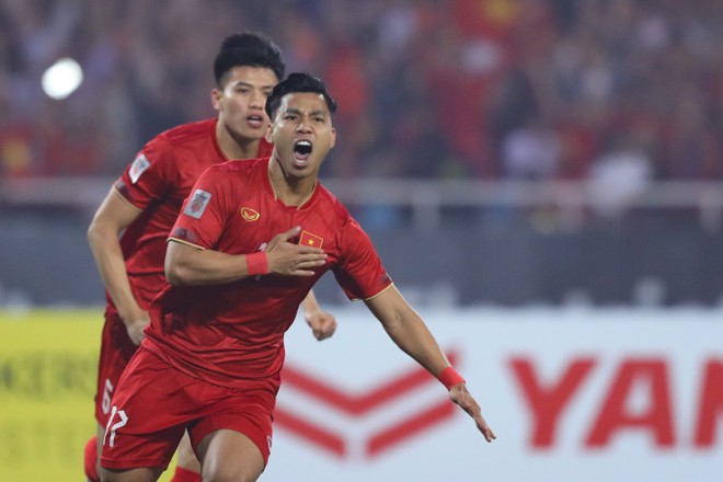 V&ograve;ng loại World Cup: 3 ng&ocirc;i sao của bầu Đức sẽ gi&uacute;p HLV Troussier vượt qua cửa ải kh&oacute; khăn? - Ảnh 1.