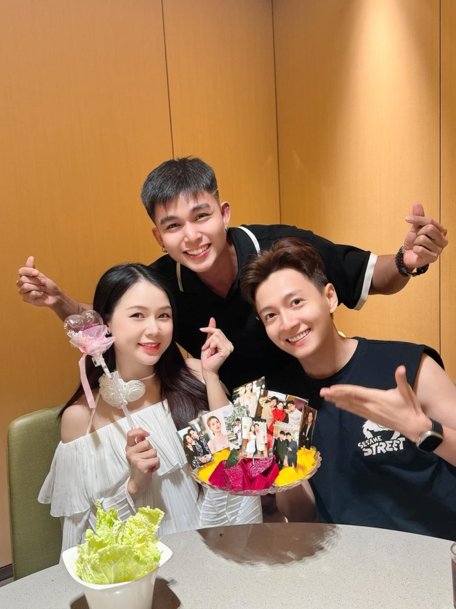 Sam hậu tiết lộ mang thai kh&oacute; khăn: Được d&agrave;n sao thay phi&ecirc;n bồi bổ, quyết giữ k&iacute;n 1 th&ocirc;ng tin - Ảnh 2.