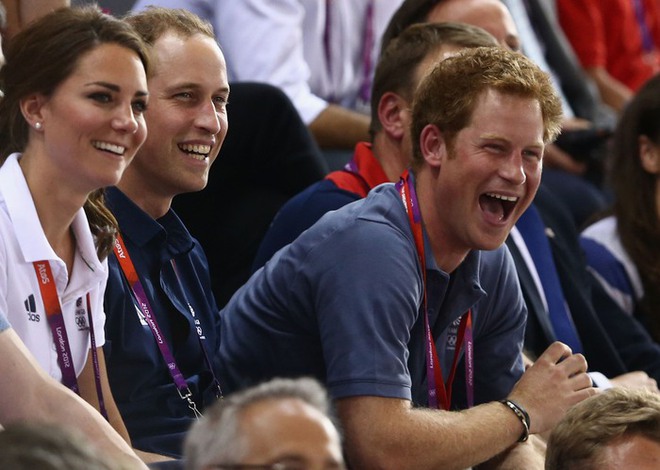 Từng là người hòa giải cho William và Harry, nhưng giờ mối quan hệ giữa Kate và em chồng đã không thể vãn hồi - Ảnh 2.