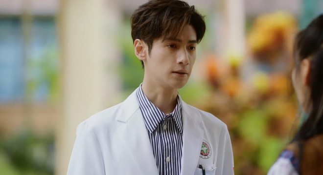 Nam ch&iacute;nh c&oacute; t&agrave;i biến mọi bạn diễn nữ th&agrave;nh người khổng lồ v&igrave; qu&aacute; ốm yếu, phim mới tr&ocirc;ng tiều tụy đến b&aacute;o động - Ảnh 2.
