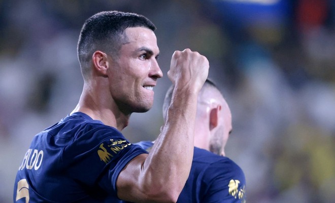 Ronaldo ghi si&ecirc;u phẩm, Al Nassr thắng dễ Al Khaleej - Ảnh 1.