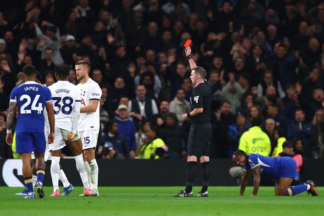Tottenham nhận 2 thẻ đỏ, Chelsea thắng ngược trong ng&agrave;y Jackson lập hat-trick - Ảnh 8.