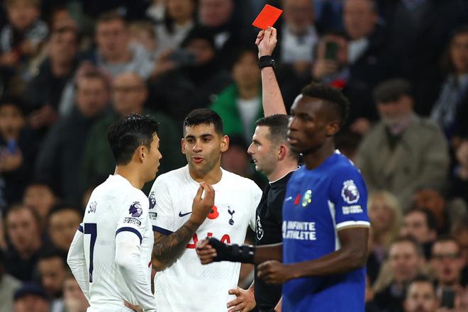 Tottenham nhận 2 thẻ đỏ, Chelsea thắng ngược trong ng&agrave;y Jackson lập hat-trick - Ảnh 6.