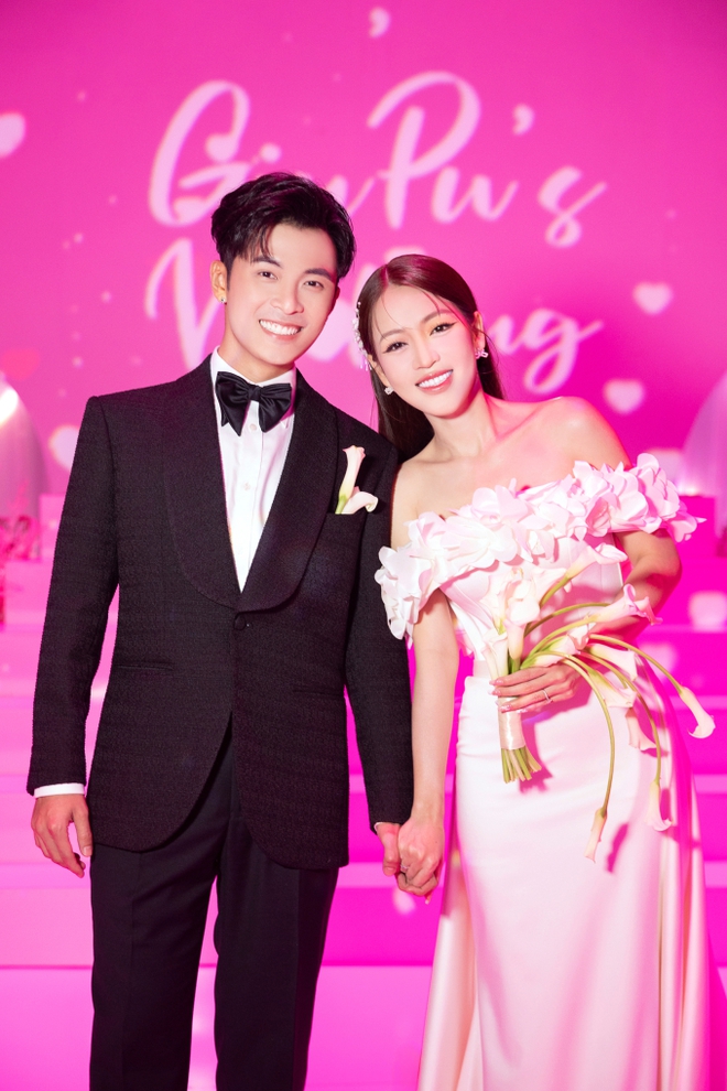 Ảnh full HD đám cưới Puka và Gin Tuấn Kiệt: Cô dâu chú rể quá đẹp đôi, lụi tim trước loạt khoảnh khắc ngọt ngào được công bố - Ảnh 8.