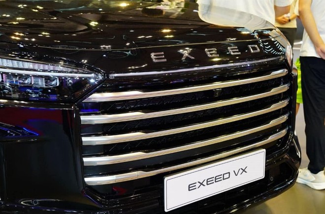 H&atilde;ng xe sắp v&agrave;o Việt Nam tr&igrave;nh l&agrave;ng SUV hạng sang: Thiết kế hầm hố, nội thất sang trọng, gi&aacute; chưa đến 800 triệu th&aacute;ch thức Toyota Land Cruiser - Ảnh 2.