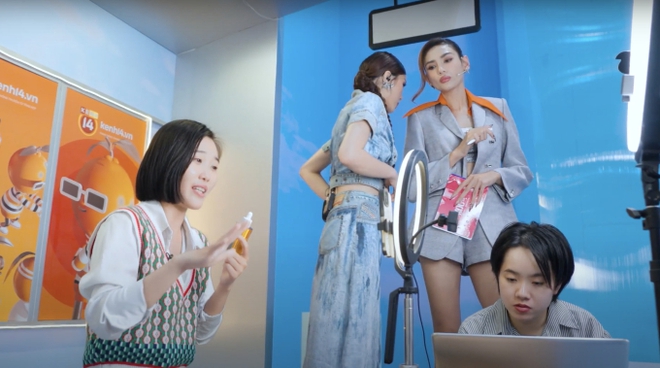 Trailer KOC VIETNAM 2023 tập 2: D&agrave;n th&iacute; sinh to&aacute;t mồ h&ocirc;i &ldquo;chốt đơn&rdquo; ngay tr&ecirc;n s&oacute;ng, Luna Đ&agrave;o - Mai Ng&ocirc; &ldquo;đấu khẩu&rdquo; - Ảnh 4.