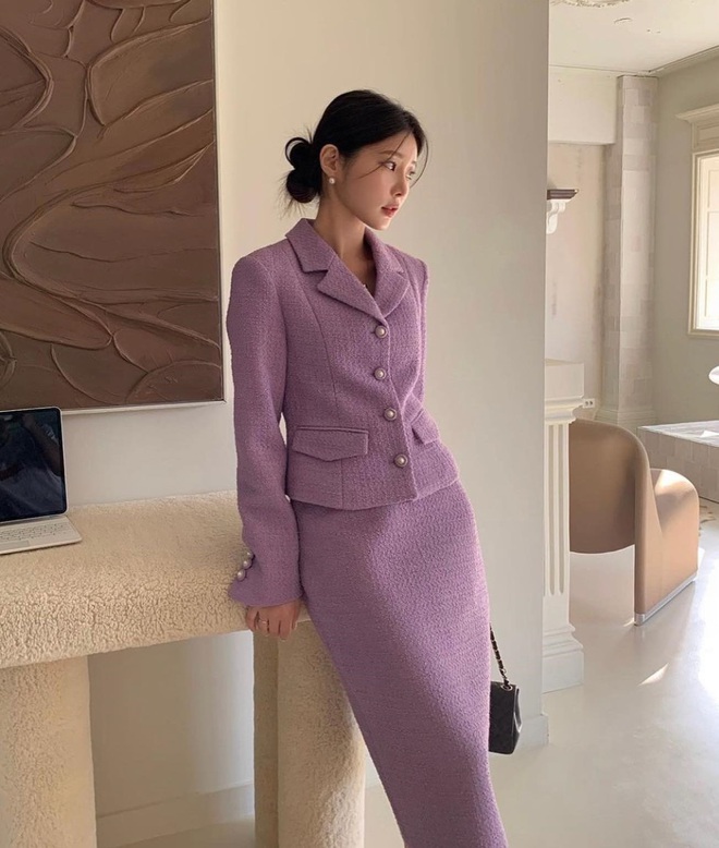 Gợi &yacute; 10 c&aacute;ch diện ch&acirc;n v&aacute;y đẹp v&agrave; sang đi dự đ&aacute;m cưới - Ảnh 3.