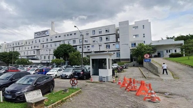 Bị khai tử nhầm, b&agrave; cụ phải nằm trong t&uacute;i đựng thi thể ở nh&agrave; x&aacute;c suốt 2 tiếng - Ảnh 2.