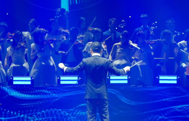 Hoa hậu Đỗ Mỹ Linh hỗ trợ chồng chủ tịch trở thành nhạc trưởng xuất sắc