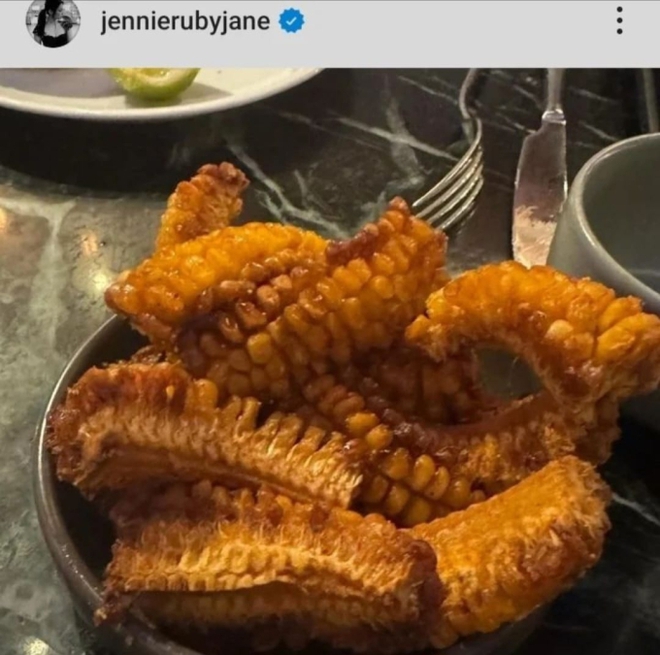 Rộ bằng chứng Jennie ăn tối tại nhà V (BTS), tranh thủ hẹn hò tại London trước thềm nam idol nhập ngũ? - Ảnh 2.