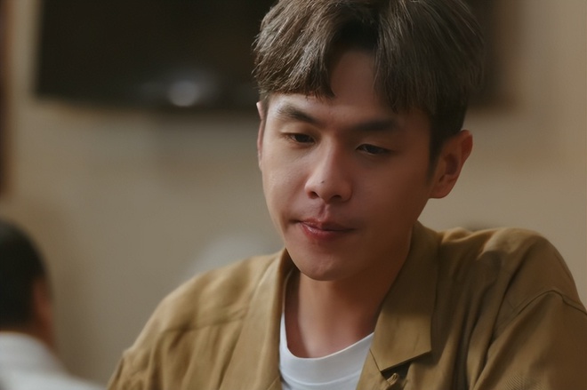 Phim được 5 triệu fan h&oacute;ng chờ ho&aacute; ra l&agrave; thảm hoạ, thi&ecirc;n t&agrave;i diễn xuất lần đầu bị ch&ecirc; thậm tệ - Ảnh 7.