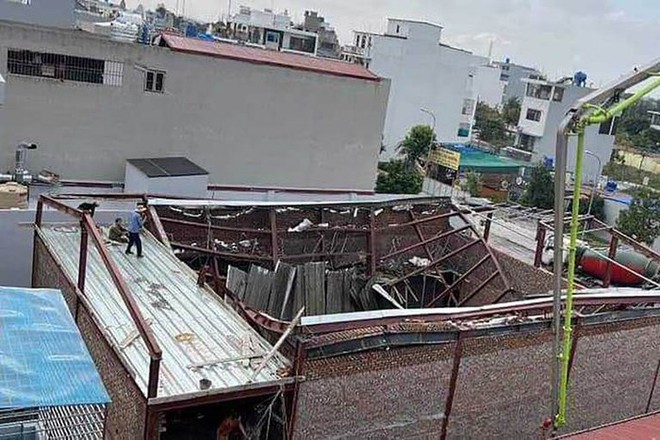 Thái Bình: 8 người thương vong trong vụ sập mái nhà đang thi công - Ảnh 1.